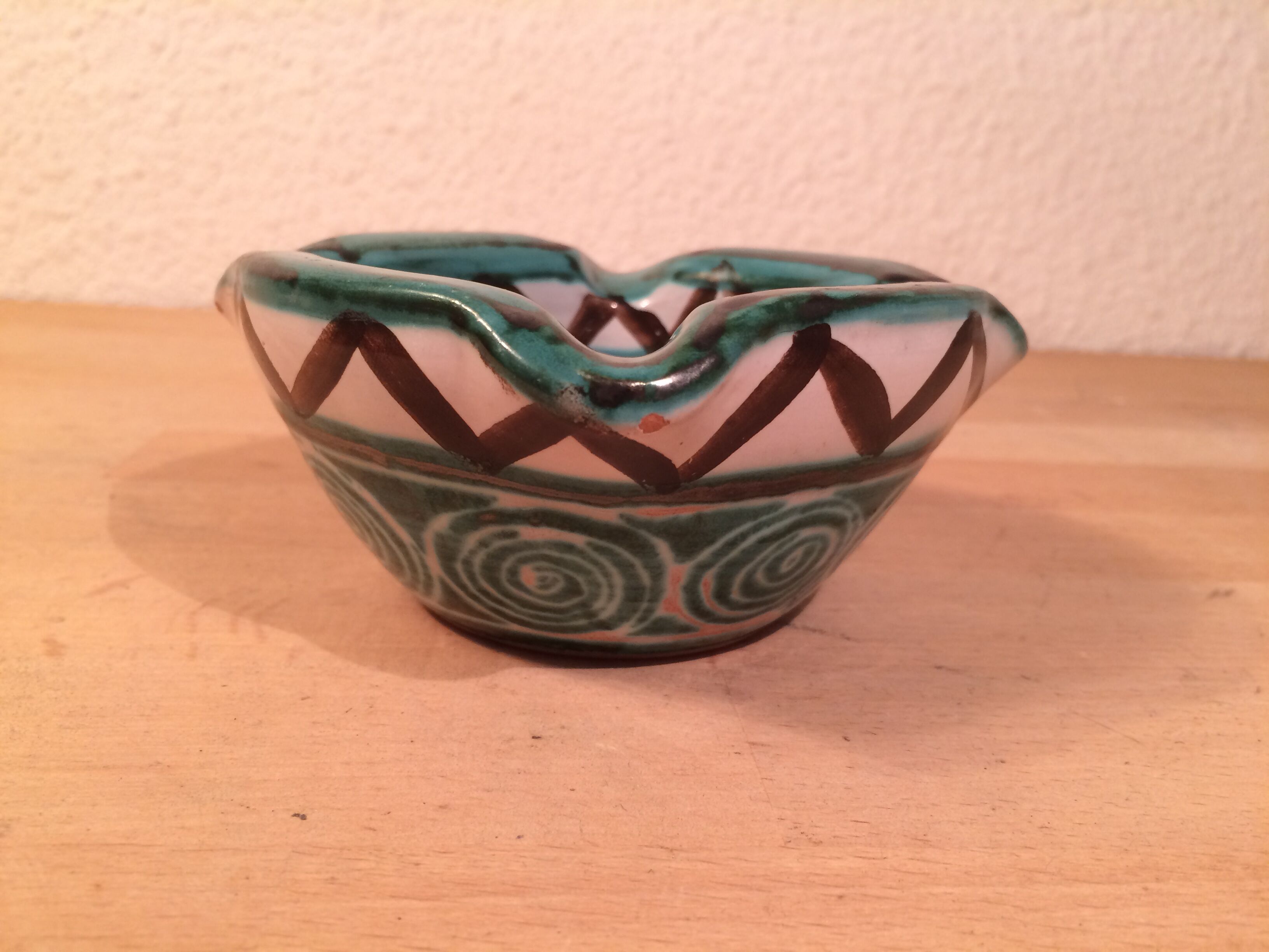 Ceramic ashtray by Robert Picault in Vallauris