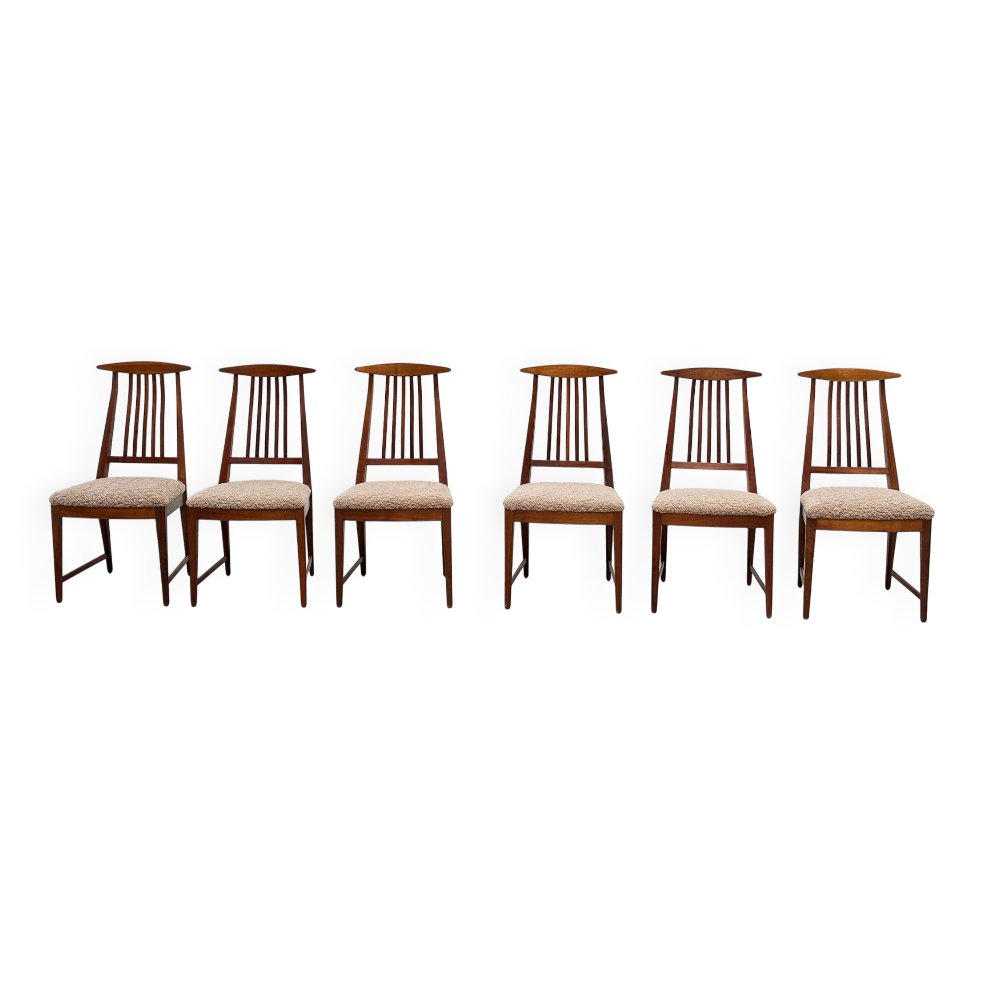 Set of six elegant Italian dining chairs