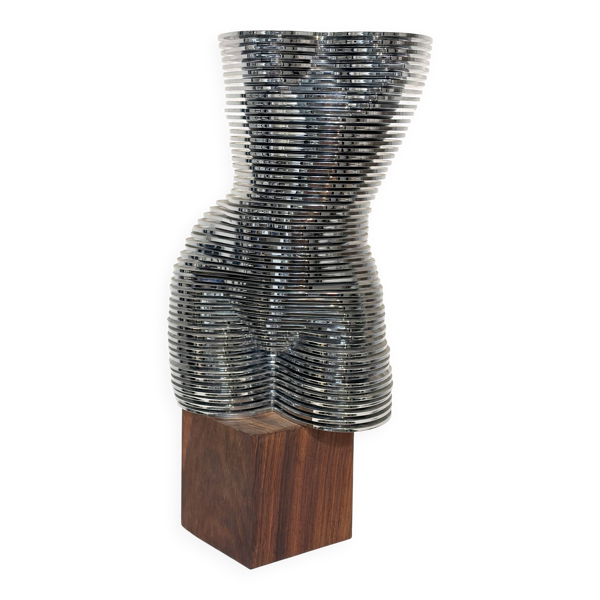 Sculpture « Eva », Otto Monestier 1972 — Beyit