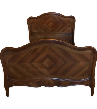 Lit ancien en bois