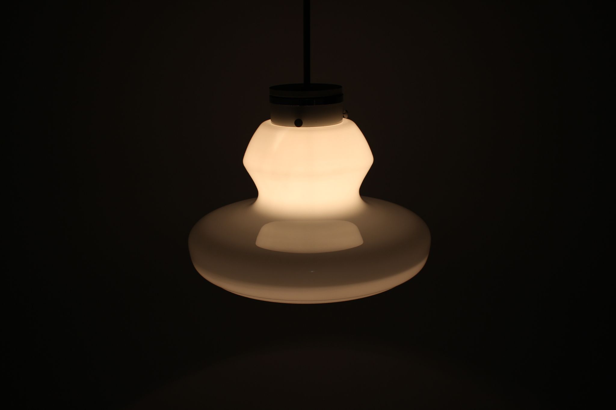 Pédant en verre du milieu du siècle par napako, années 1960