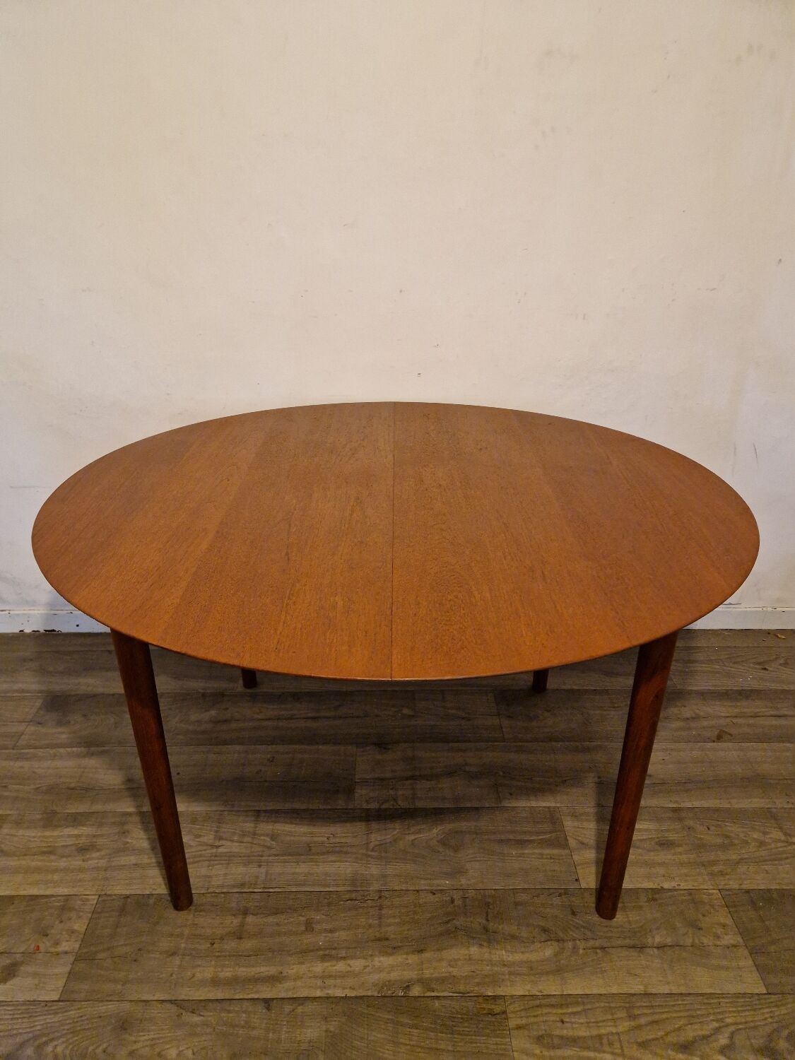 Danish dining table Peter hvidt & Orla Molgaard