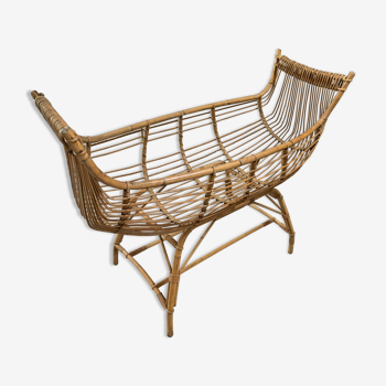 Rattan cradle