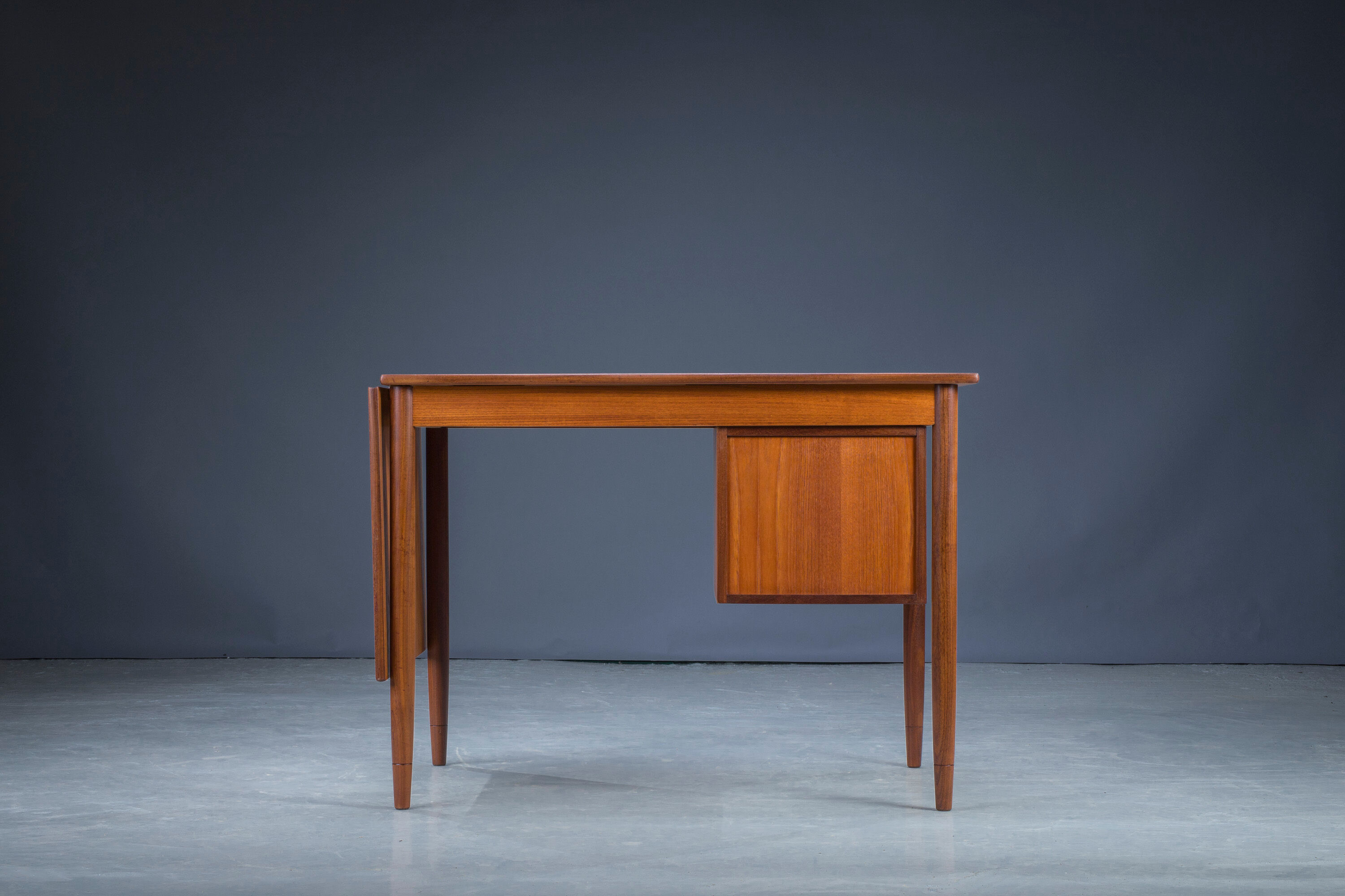 Mid-century teak Danish Desk, 1960