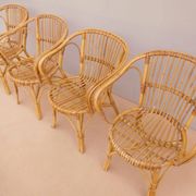 Ensemble table et chaises en rotin