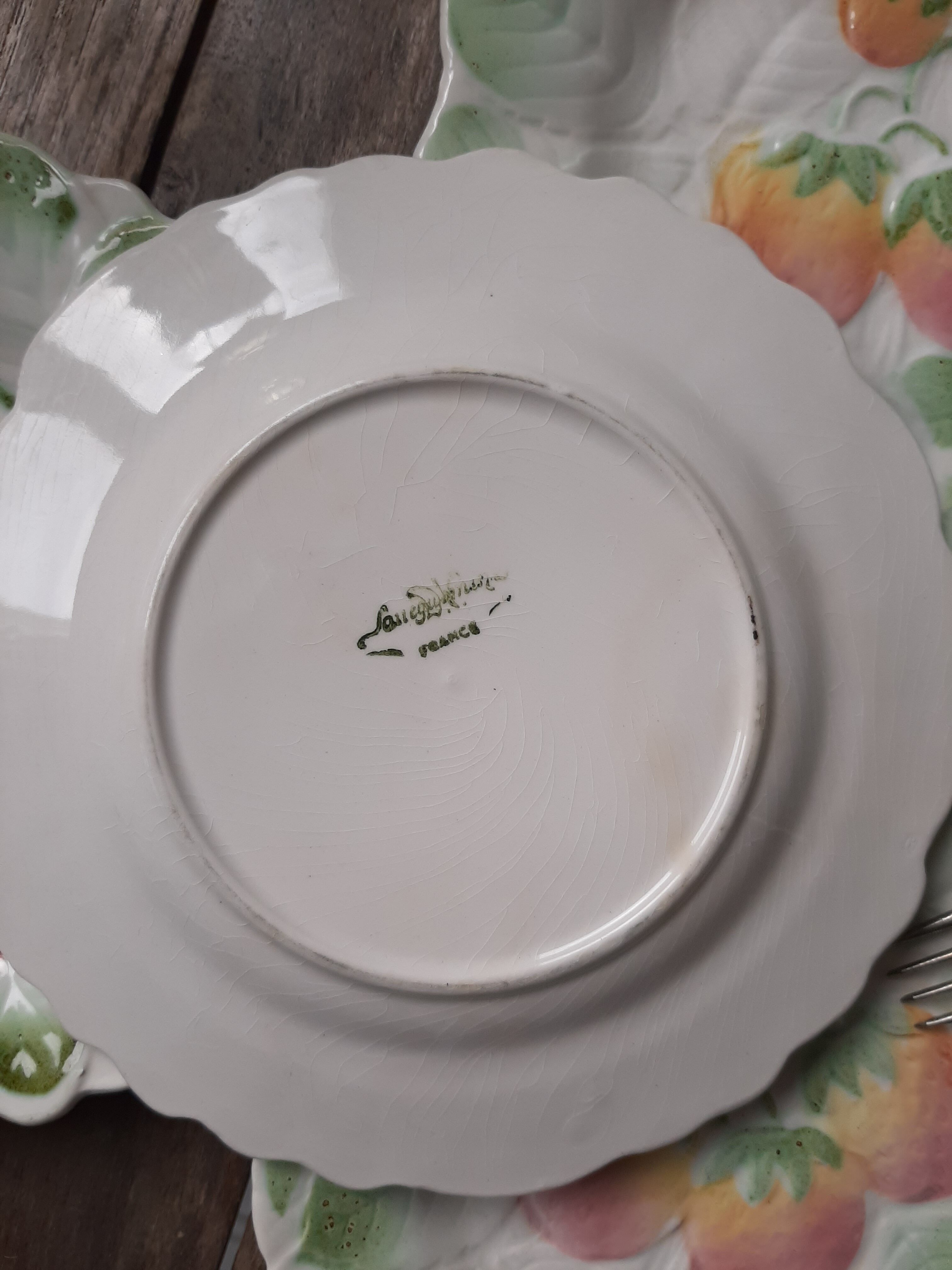 4 slurry dessert plates