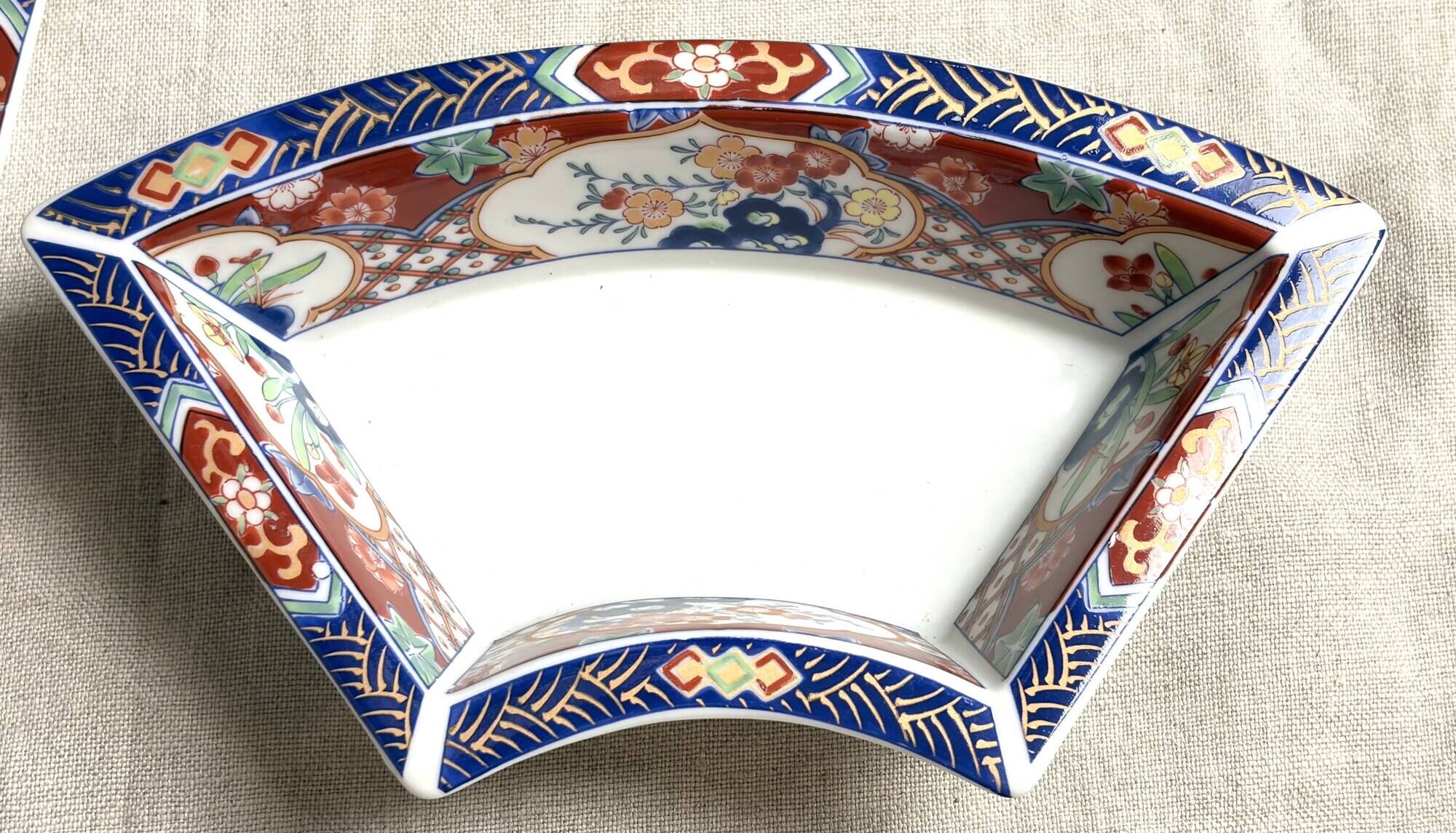 Vintage 70s style Imari serving dish