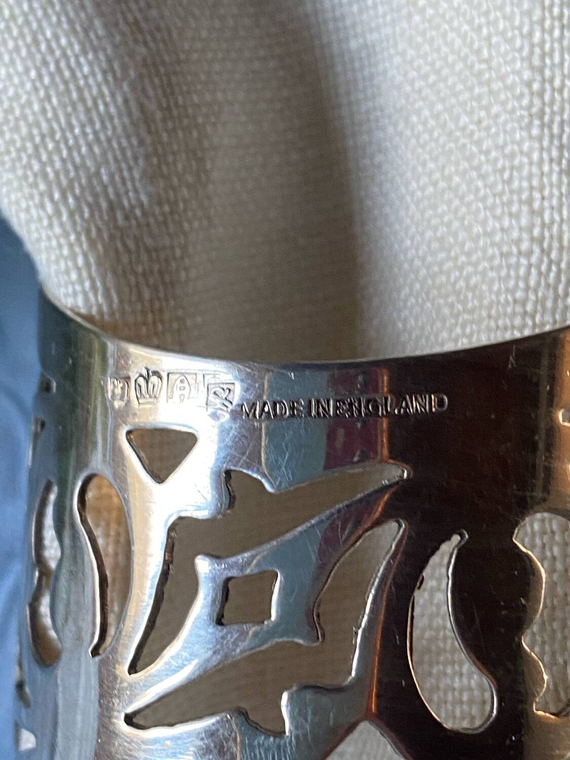 English silver plated napkin ring