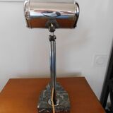 Articulated arm desk lamp