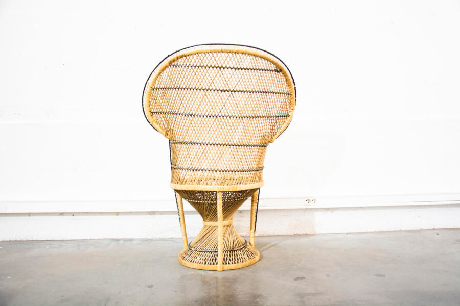 Armchair Emmanuelle