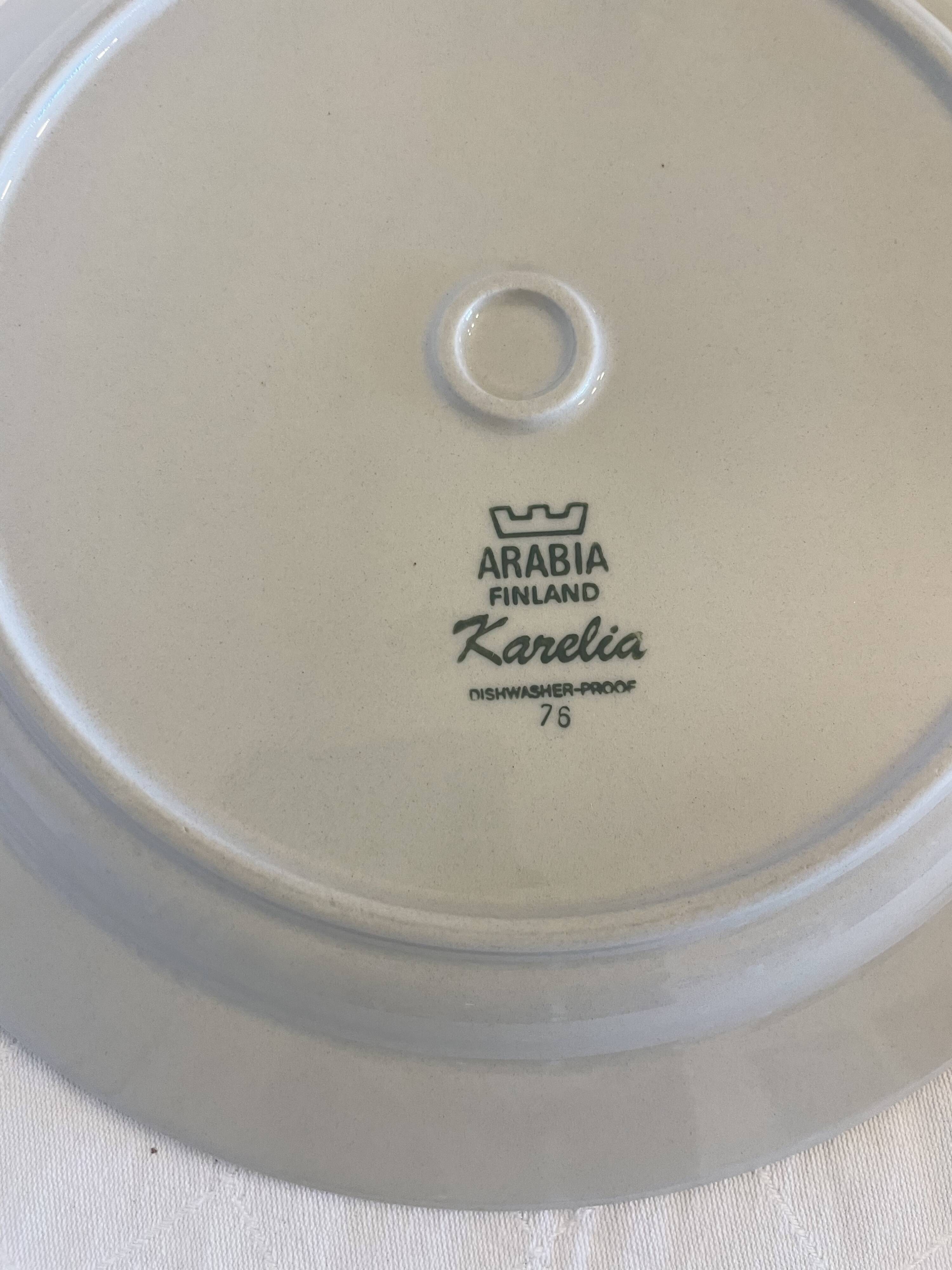 Set of 4 flat plates Karelia, Arabia