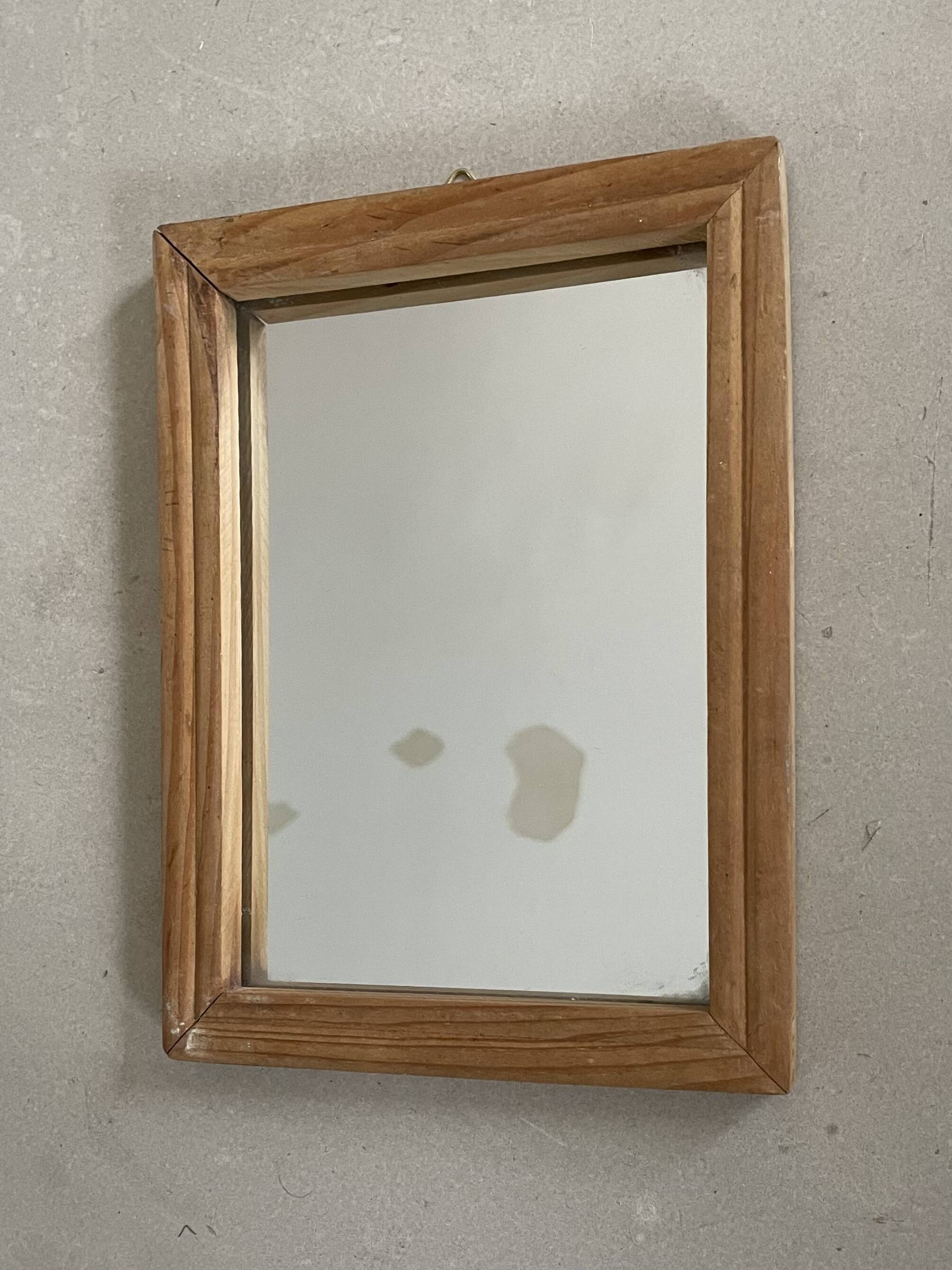 Petit miroir mural en bois 15x20cm