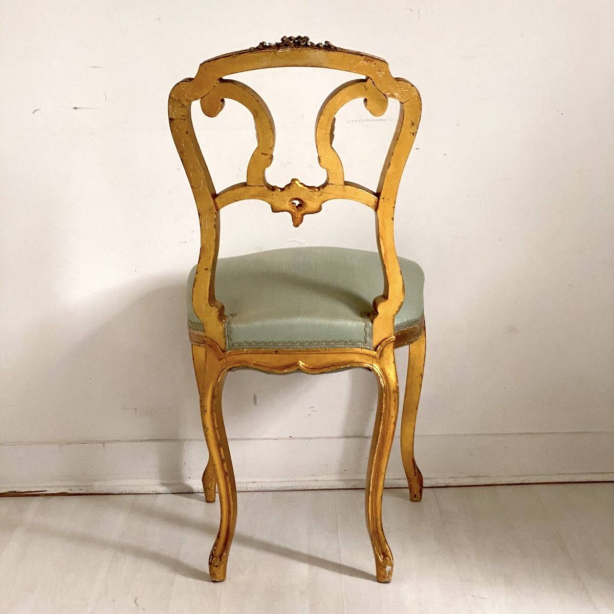 Chaise en bois sculpté et doré Époque Napoléon III