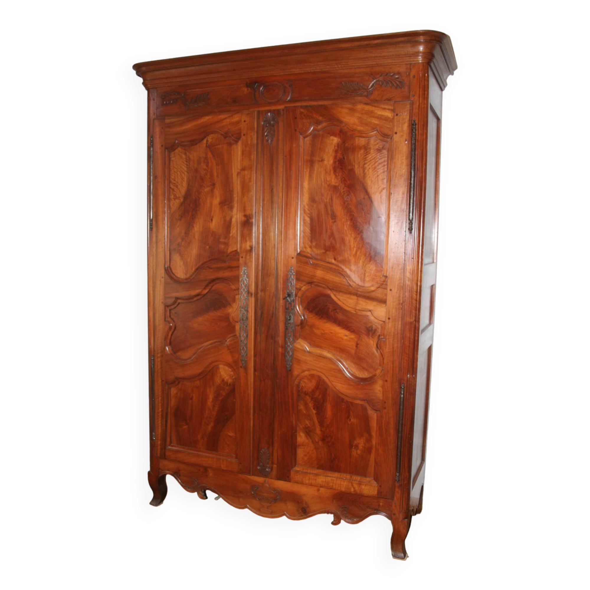 Provencal wedding wardrobe