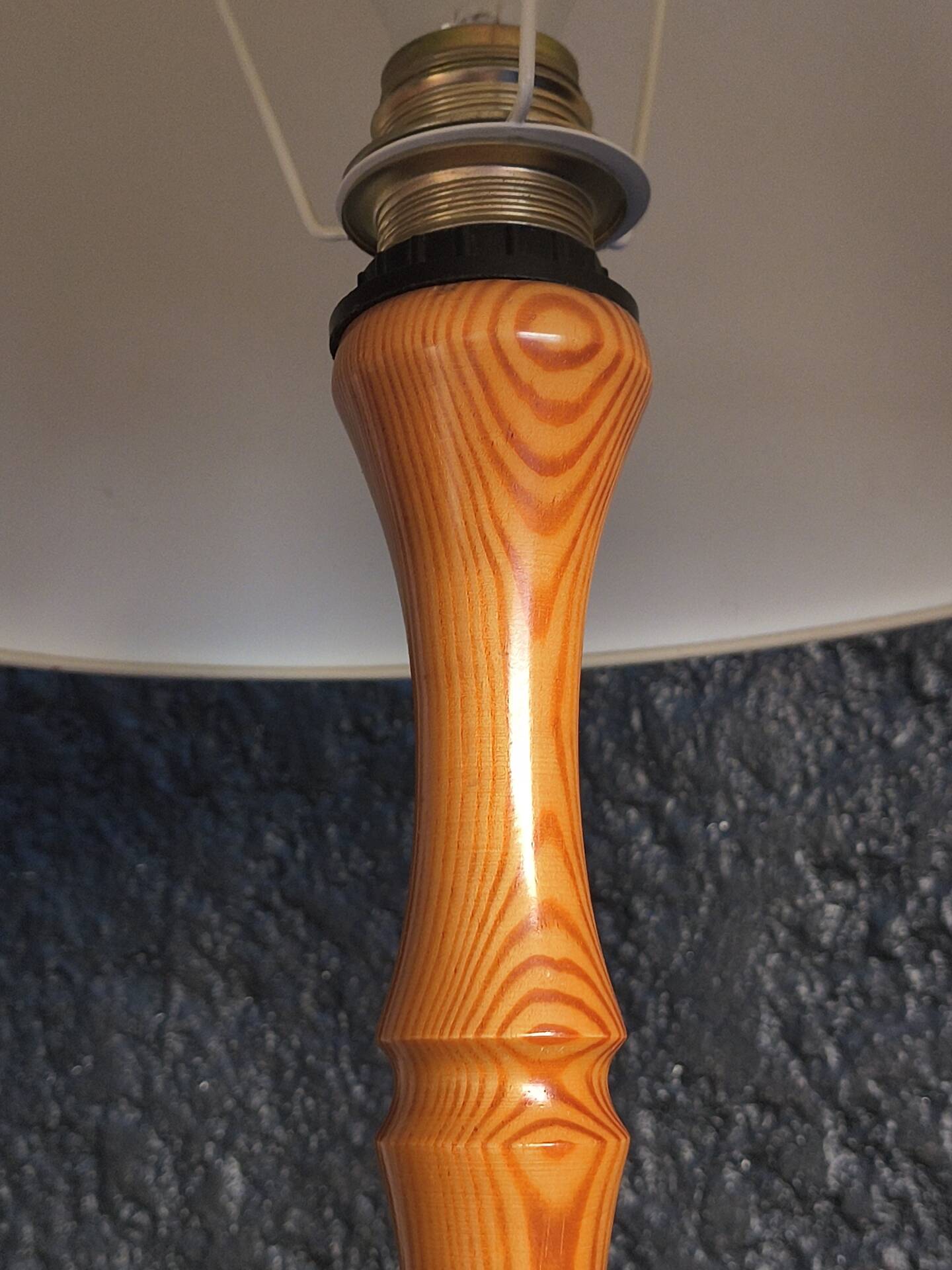 Arlus floor lamp