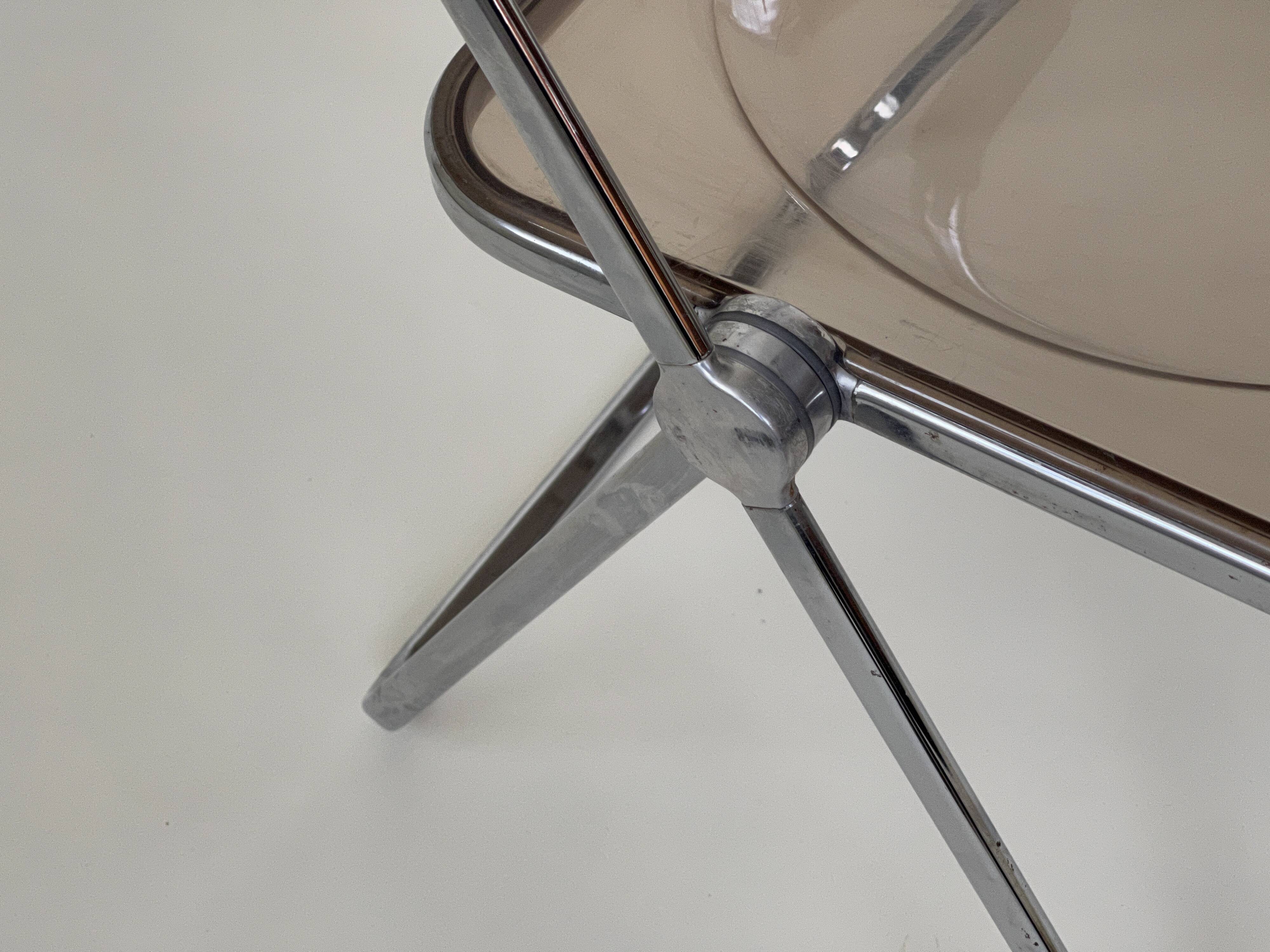 Pair of Folding Plia Chairs by Giancarlo Piretti