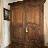 Lorraine wardrobe