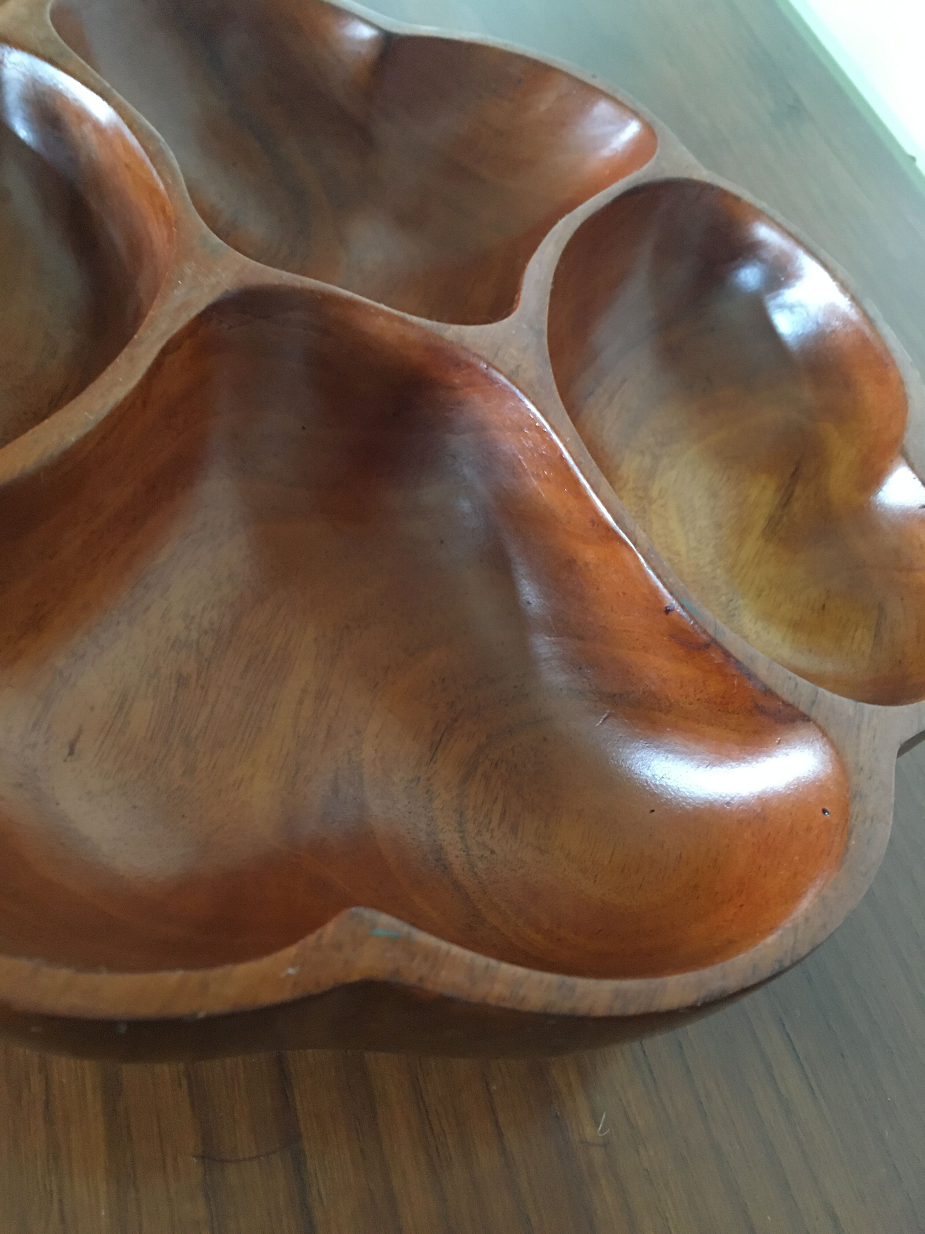 Flower shaped wooden dish