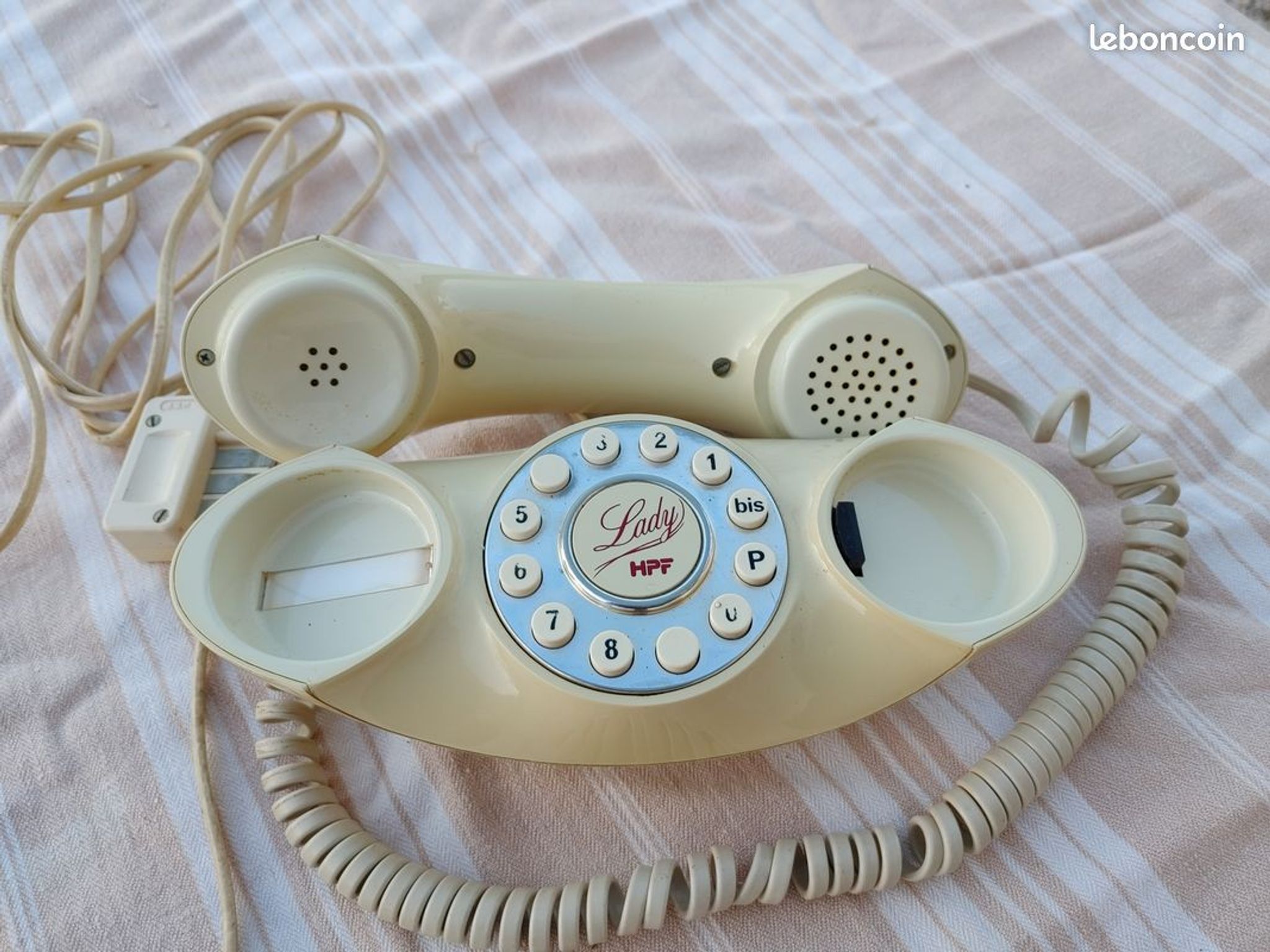 Futuristic Lady HPF vintage phone from the 80s