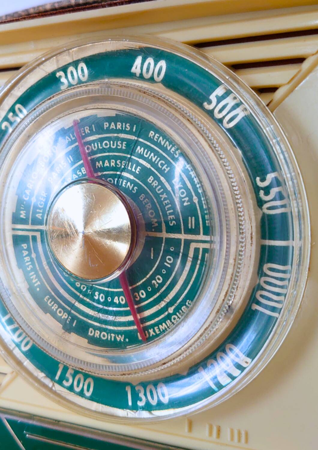 Vintage Telemonde Radio