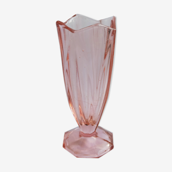 Pink Art Deco tulip vase in moulded glass