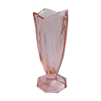 Pink Art Deco tulip vase in moulded glass