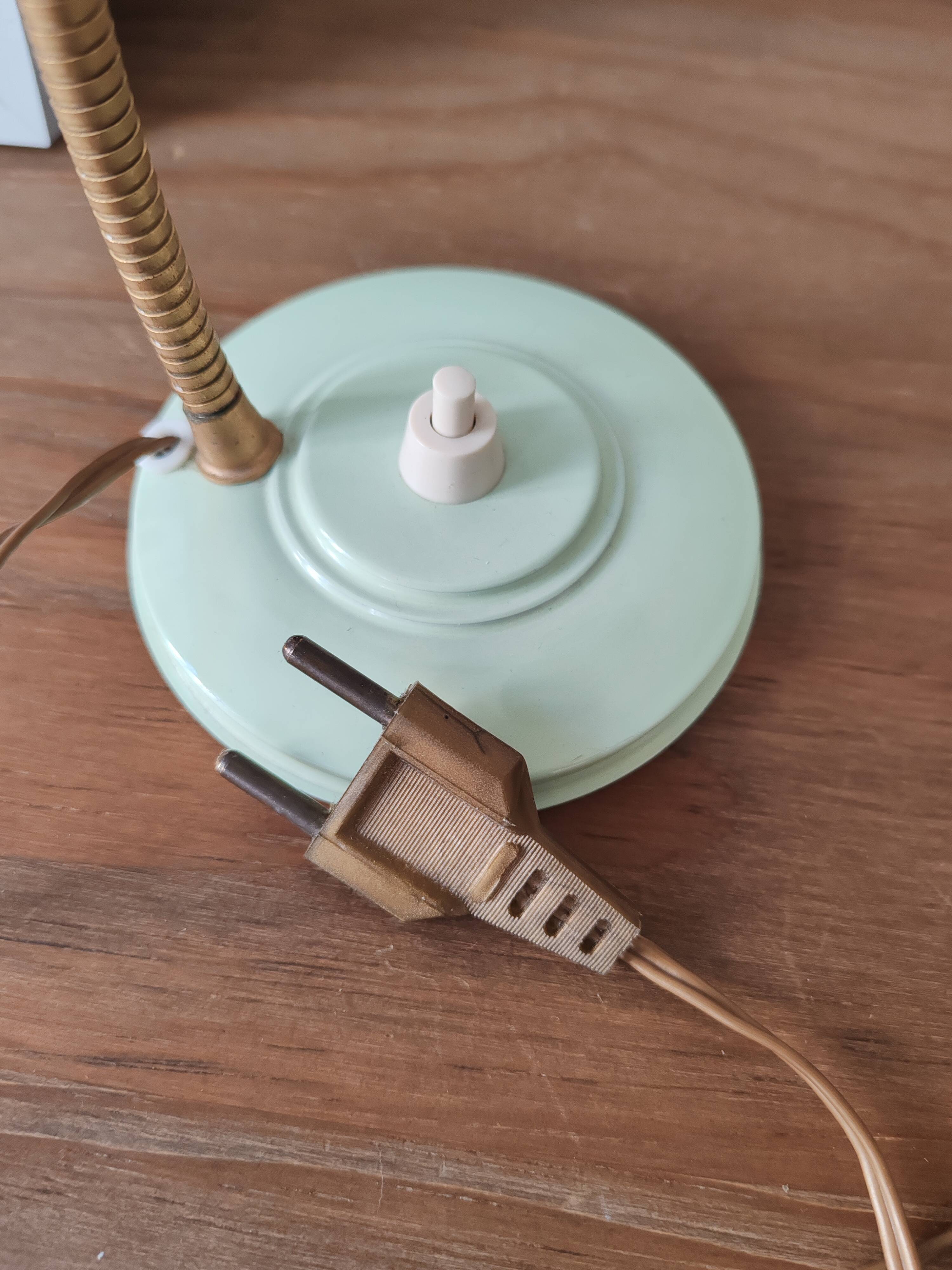 Adjustable vintage table lamp