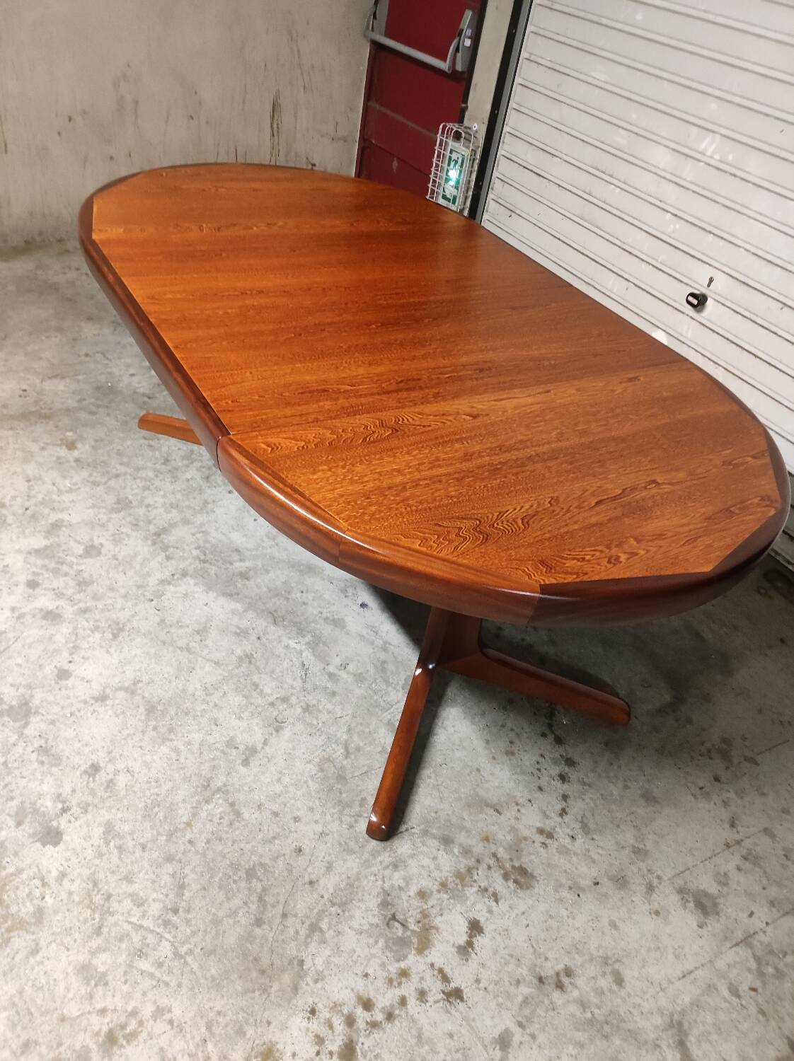 Table vintage Bauman