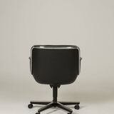 Charles Pollock Armchair, Knoll Edition