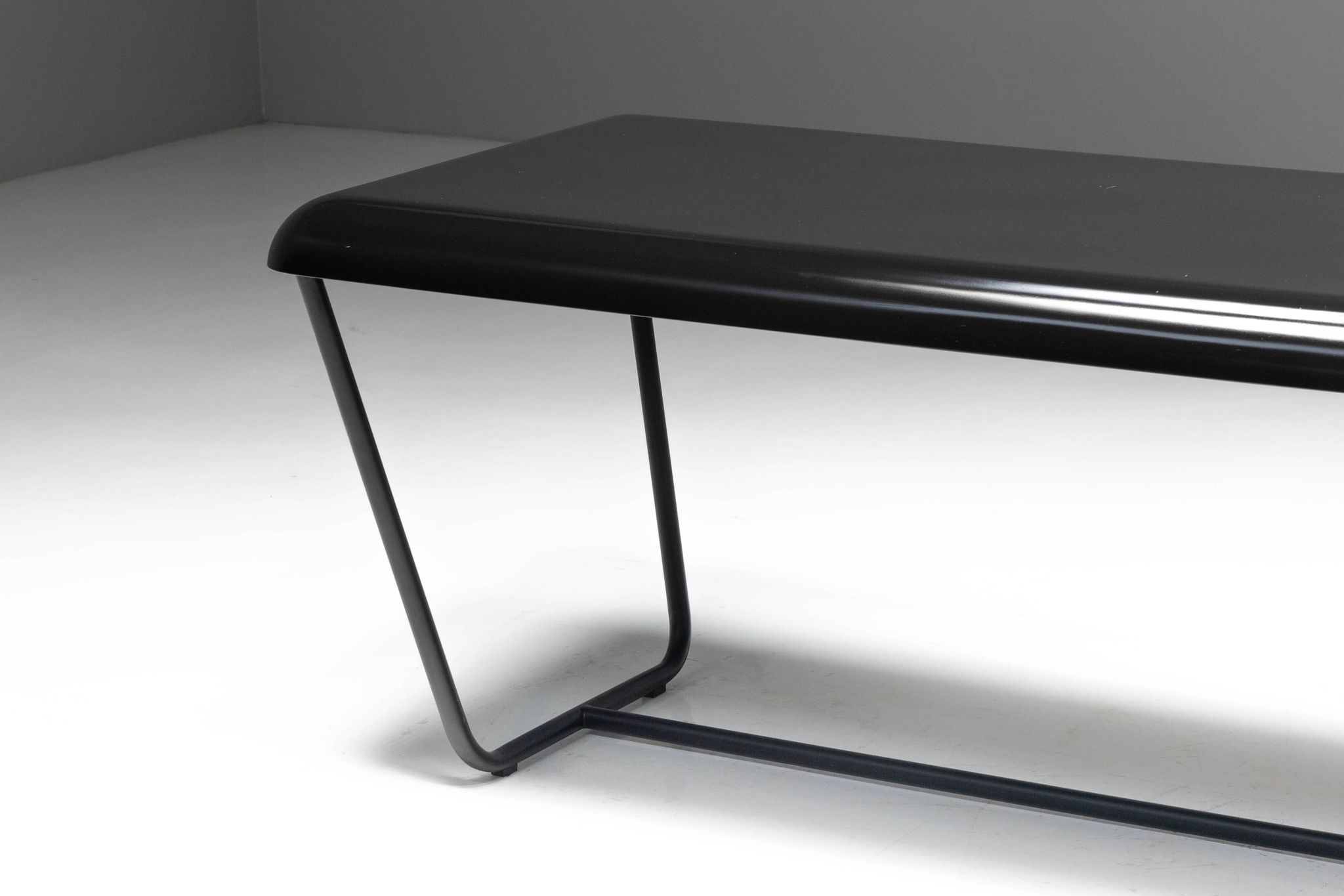 Table console DC204 par Vincenzo De Cotiis, Italie, 2006