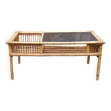 Table basse en rotin et verre fumé