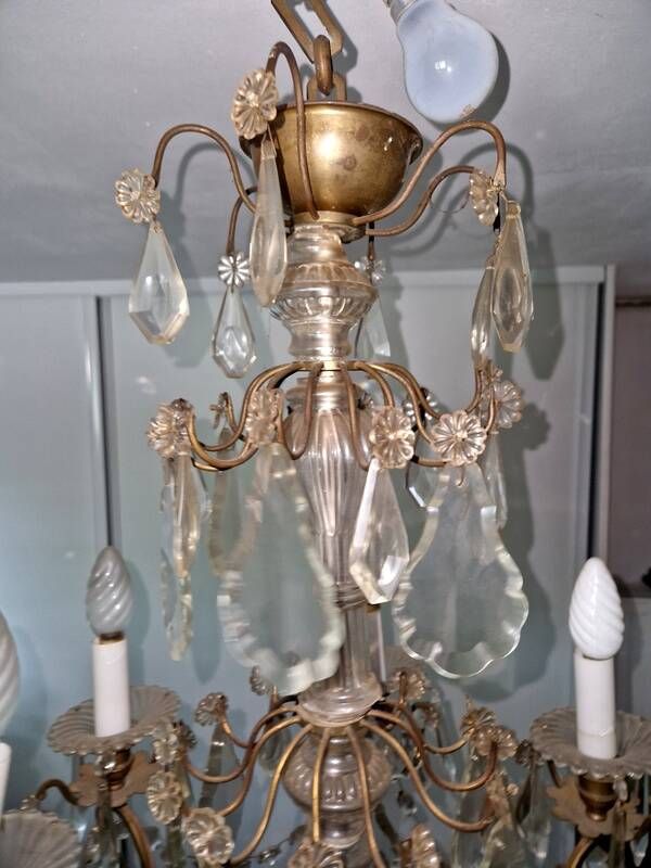 Brass chandelier with glass shaft, crystal tassel plates and daggers - 6 lights