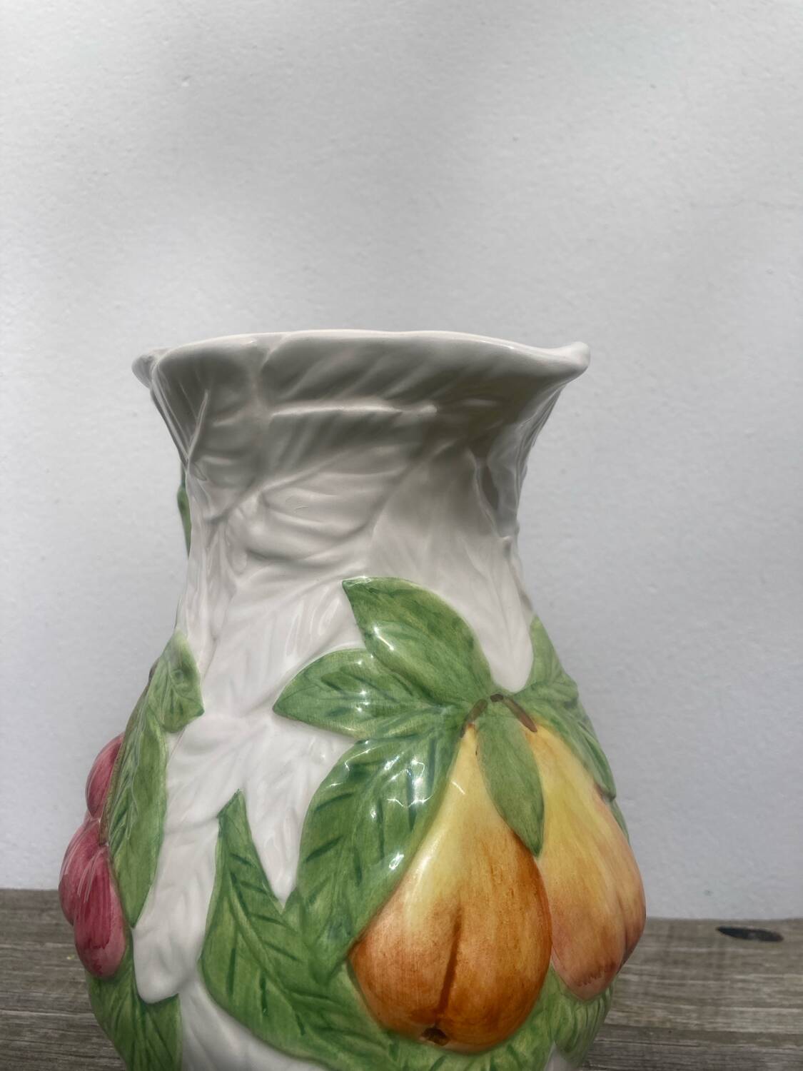 Ceramic fruit slush pitcher