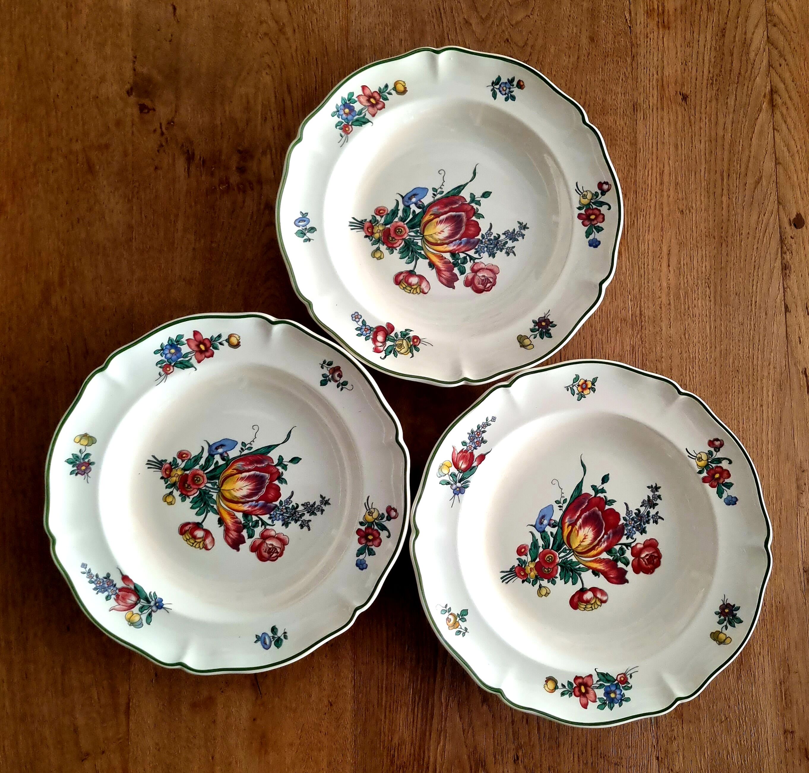 Set of 3 hollow plates Villeroy and Boch 1562