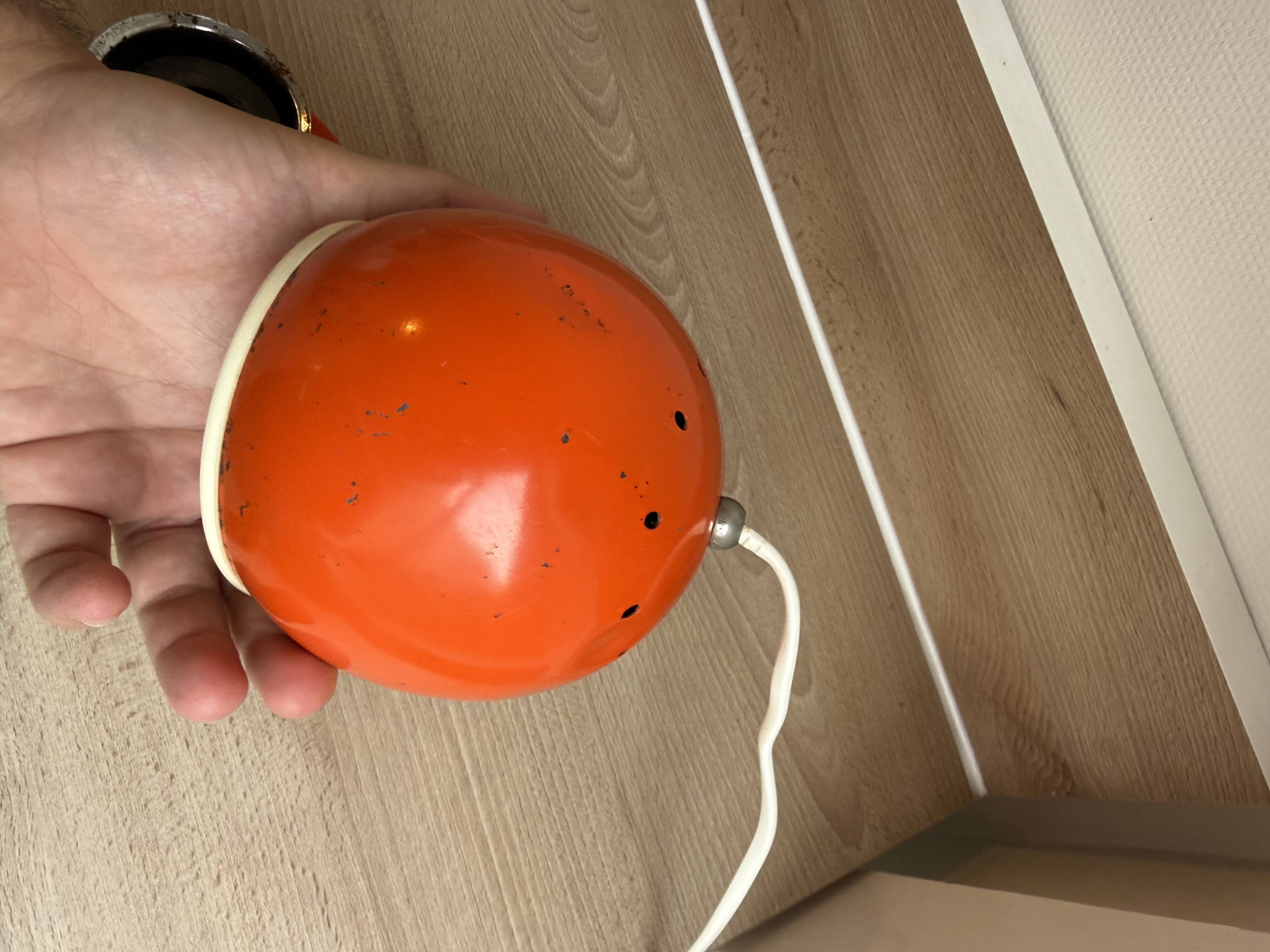 Eyeball Magnet Table Lamp – Orange & Chrome Metal (1970s)