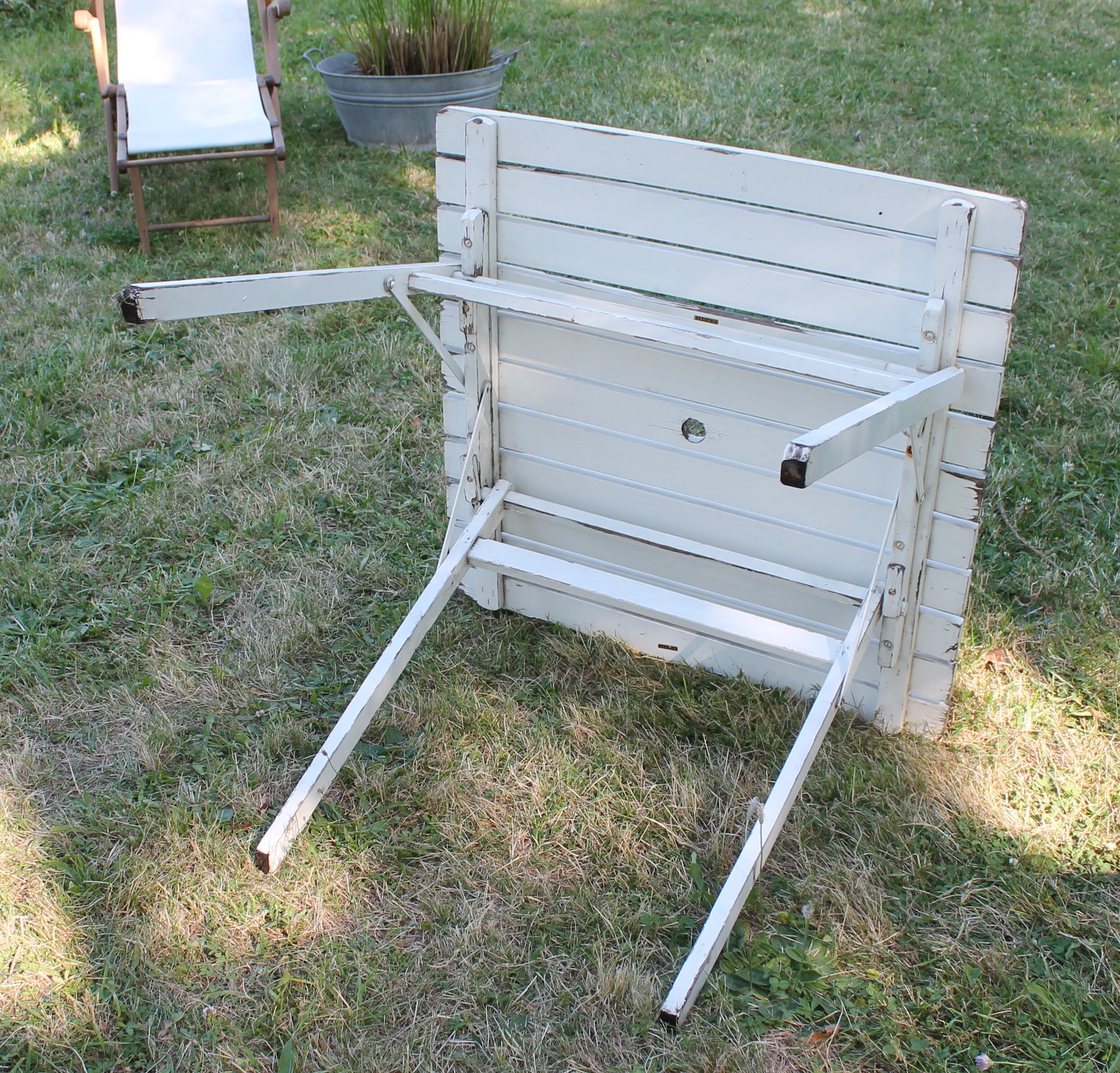 R. Gleizes table armchairs & vintage garden chair set