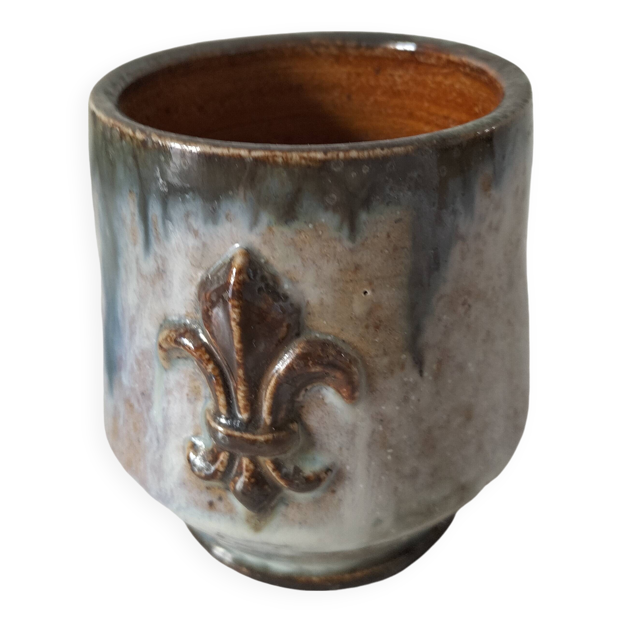Fleur-de-lis glazed earthenware mug