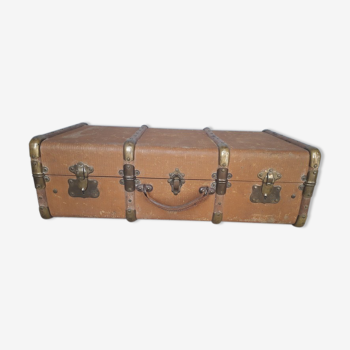 Malle de voyage valise époque 1940/50 boit et laiton