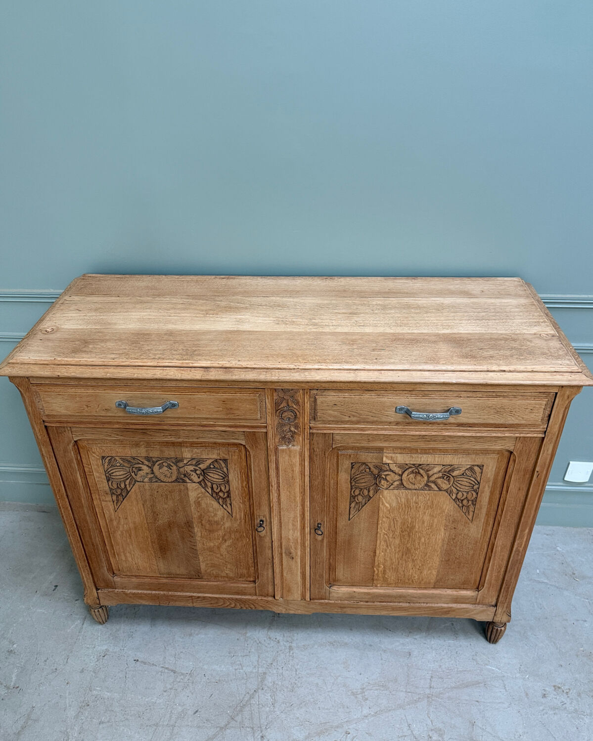 Art Deco oak sideboard (renovated)