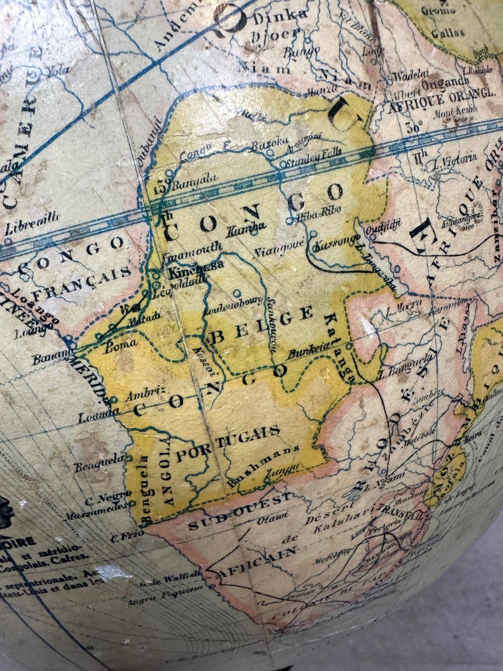 Globe ancien – Windels (plâtre)