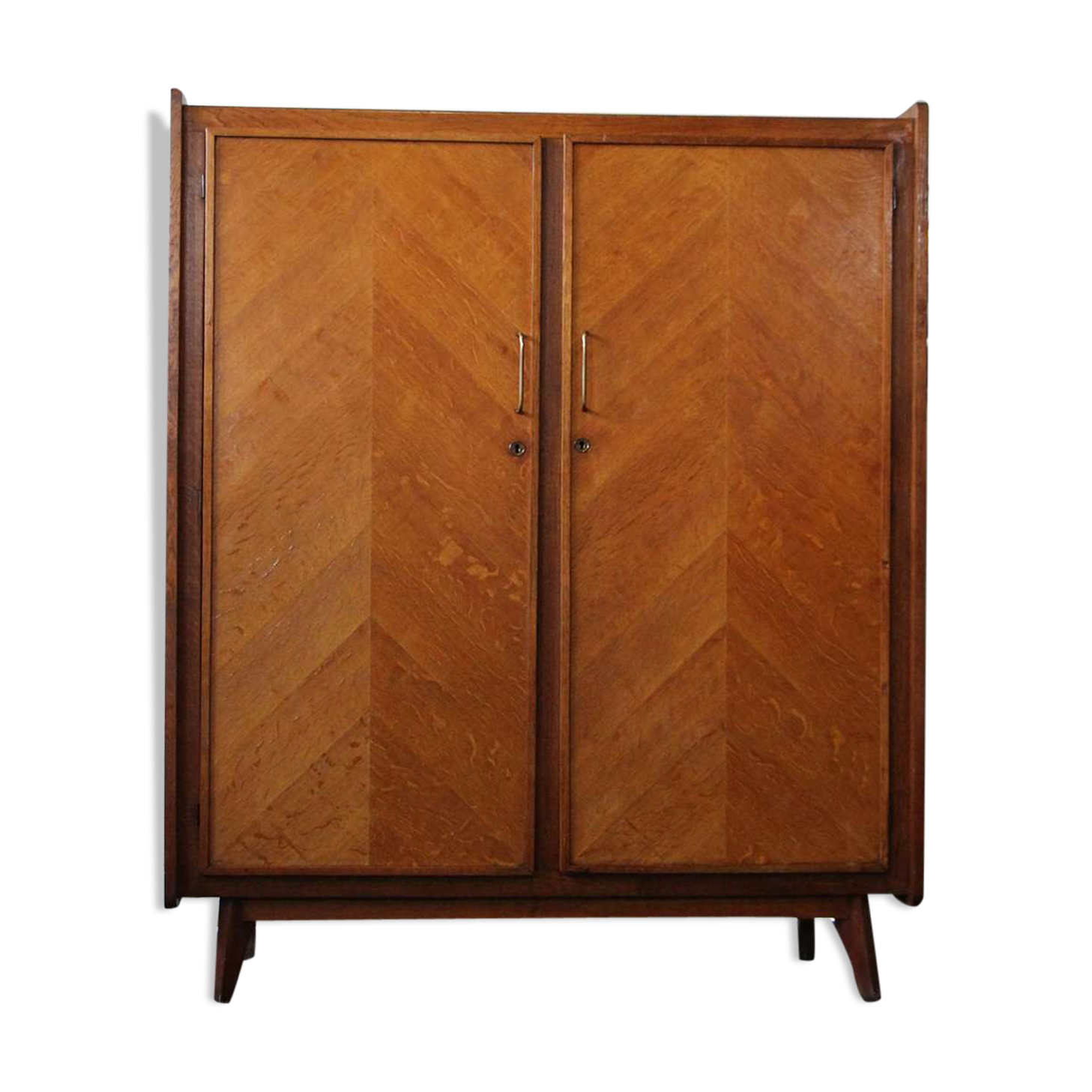 Compass legs vintage wardrobe