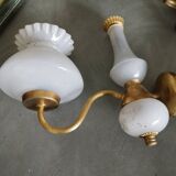 Lustre et ses 2 appliques opaline et laiton