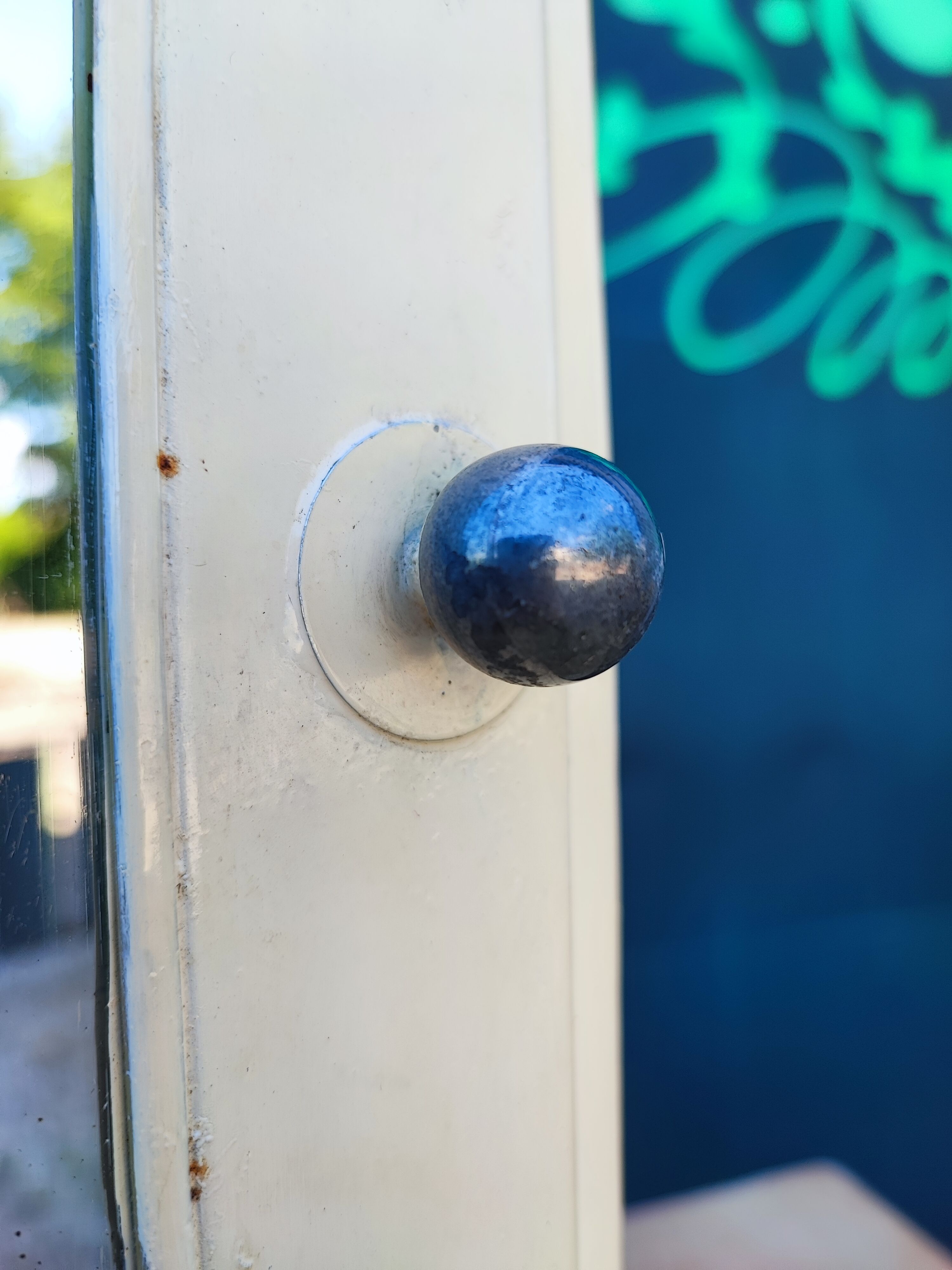 Metal medicine cabinet mirror