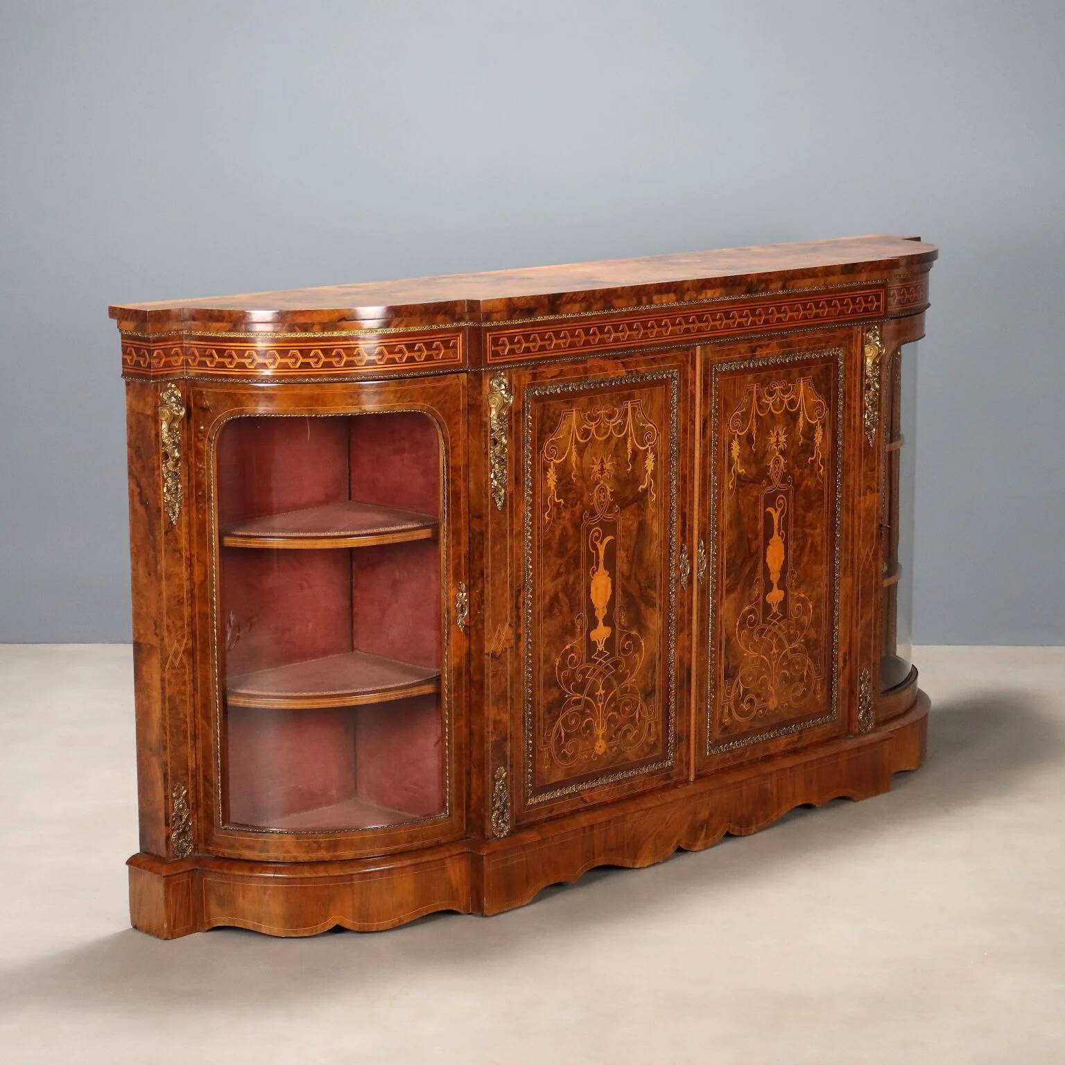 Antique walnut burl cabinet with inlays, United Kingdom, 19th century.
