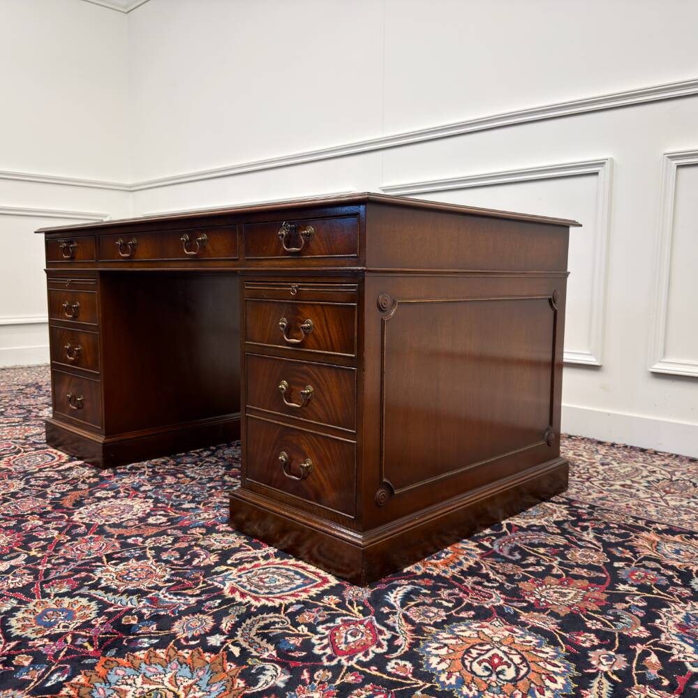 English Classic Desk with Green Leather