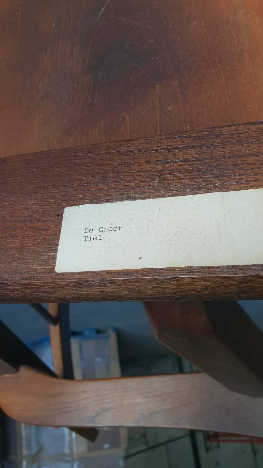 Paire de fauteuils en chêne brutaliste 1970