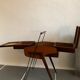 Travailleuse moderniste vintage