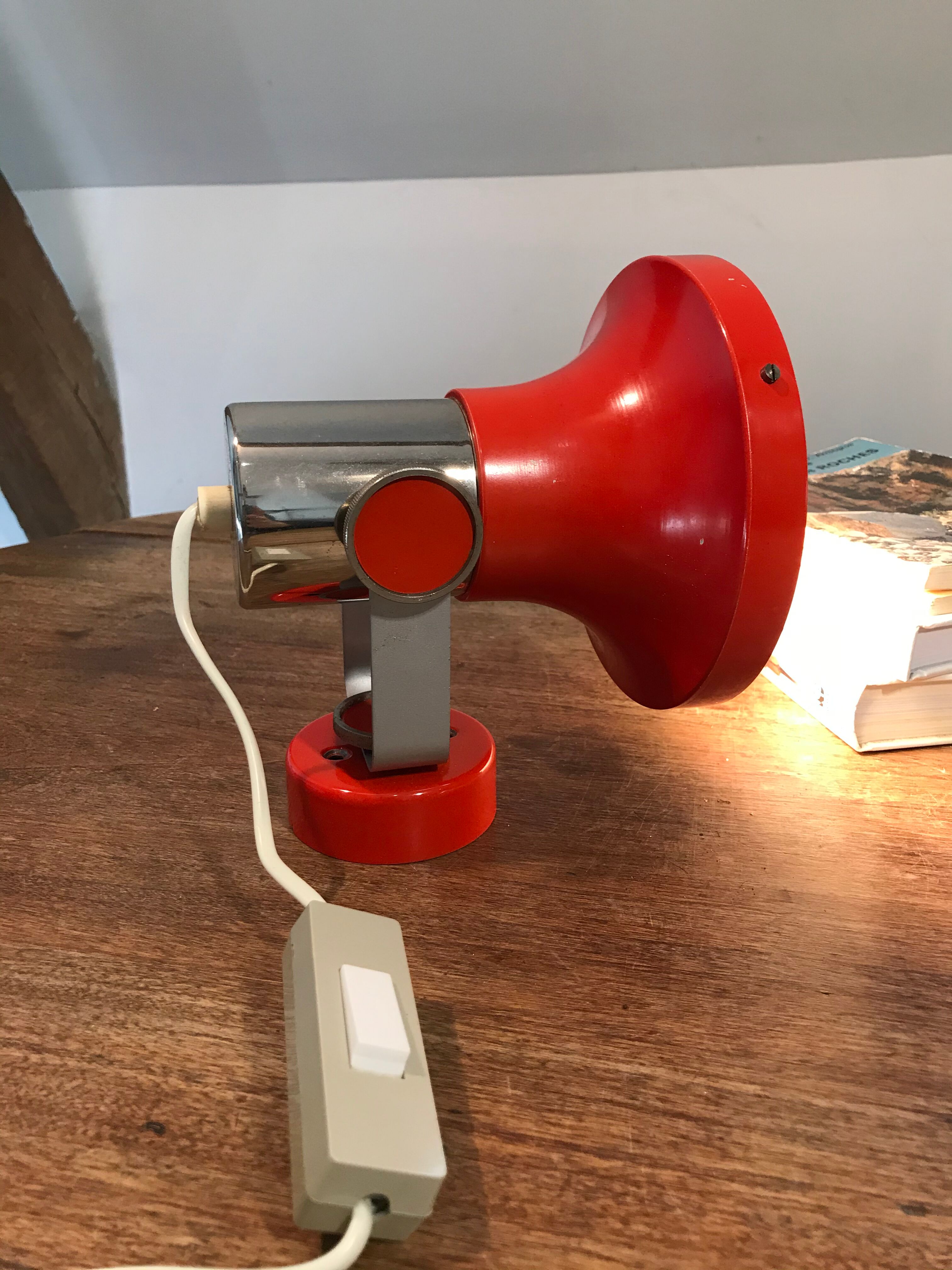 Pavel Grus's wall light