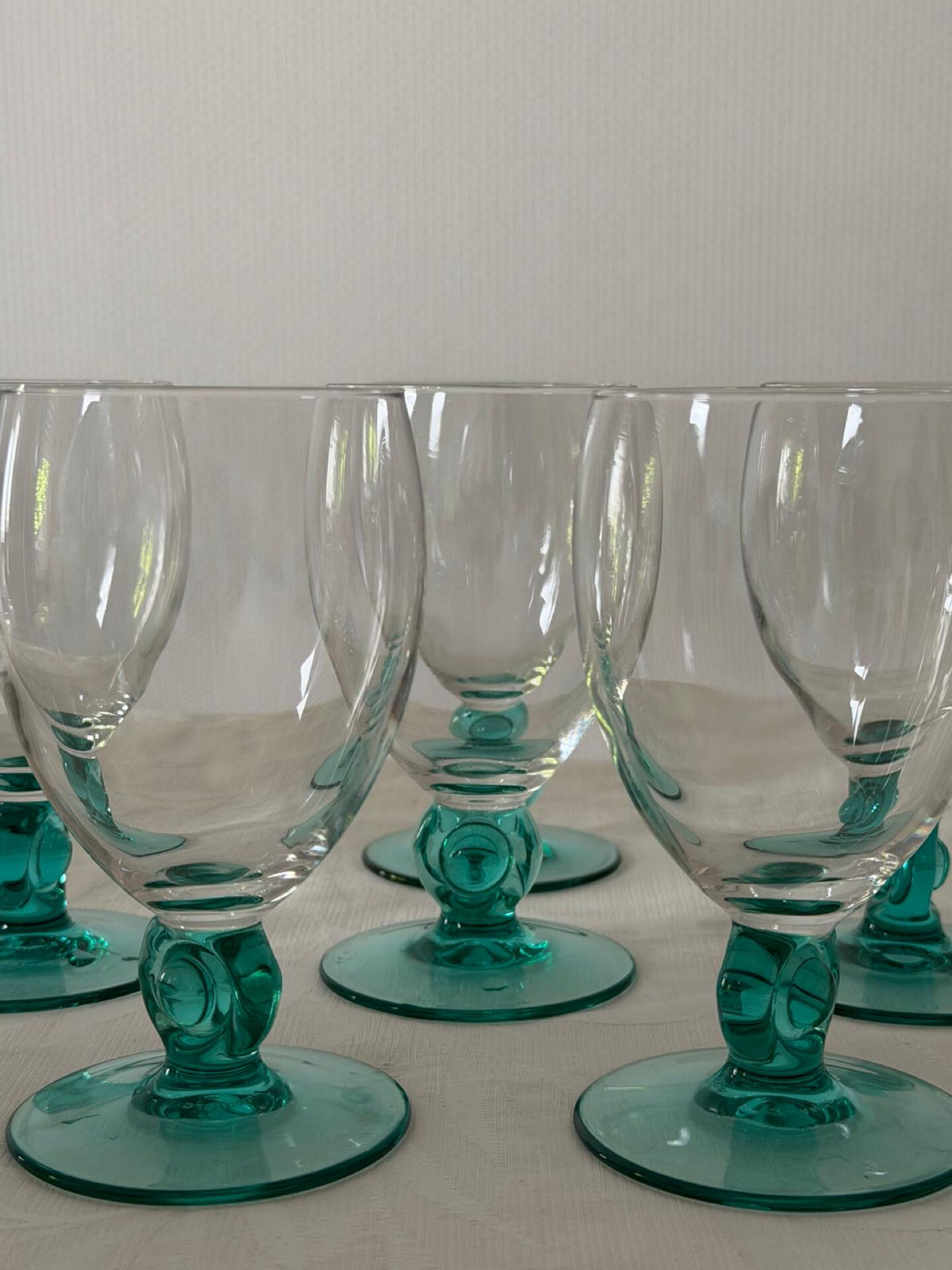 Lot of 8 vintage stemmed glasses