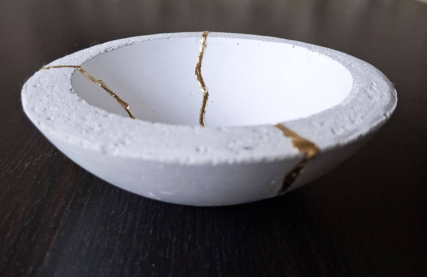 Kintsugi-inspired concrete cup